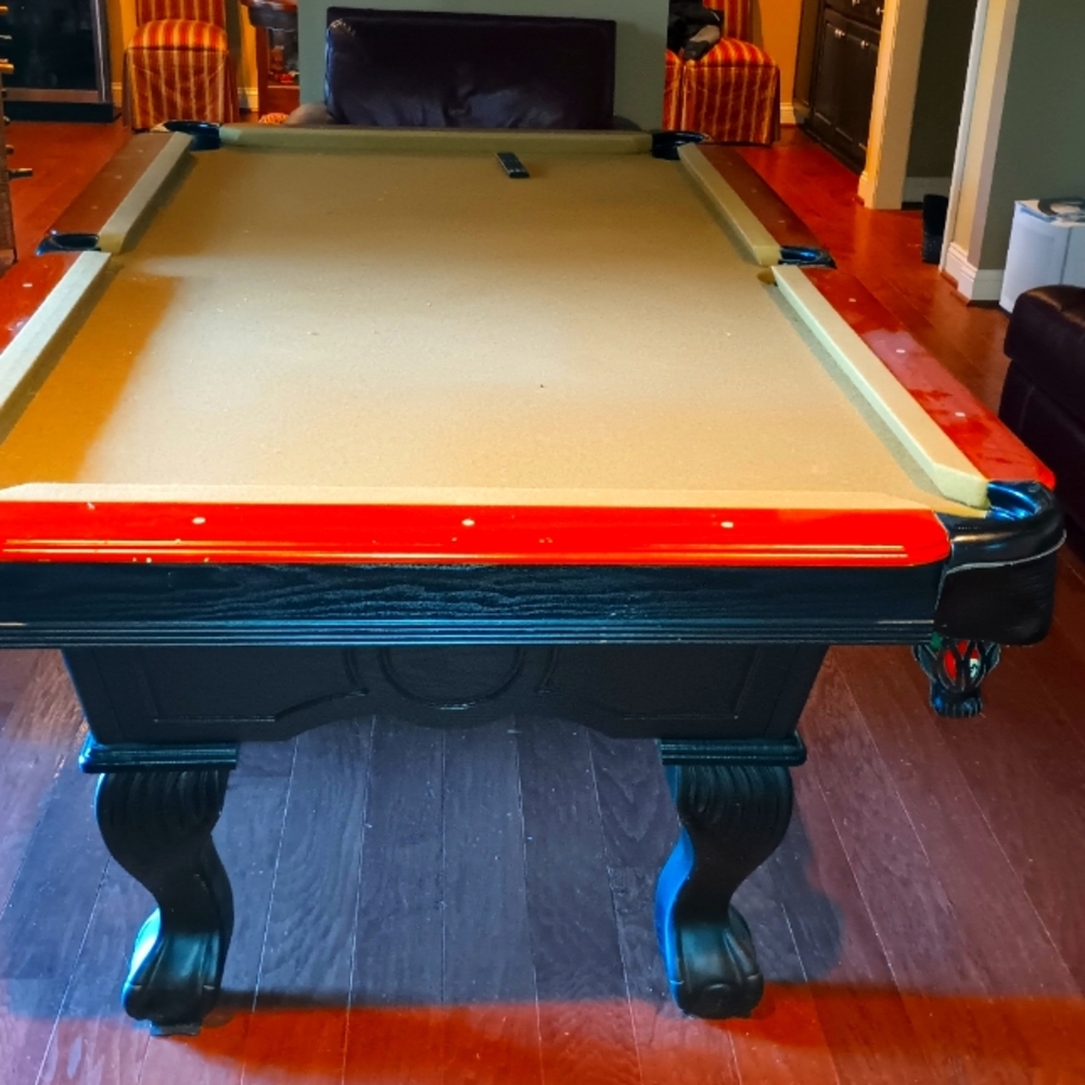 Light weight pool table